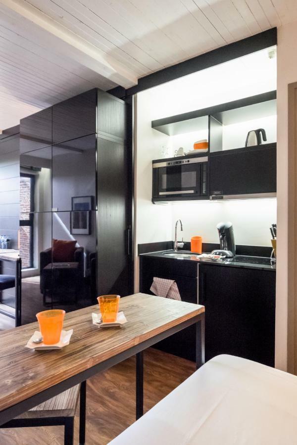 Palais Rinour - Cosy Studio Close To Stations - Welkeys Lille Kültér fotó